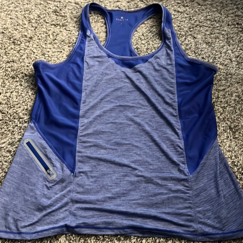 Athletic workout shirt